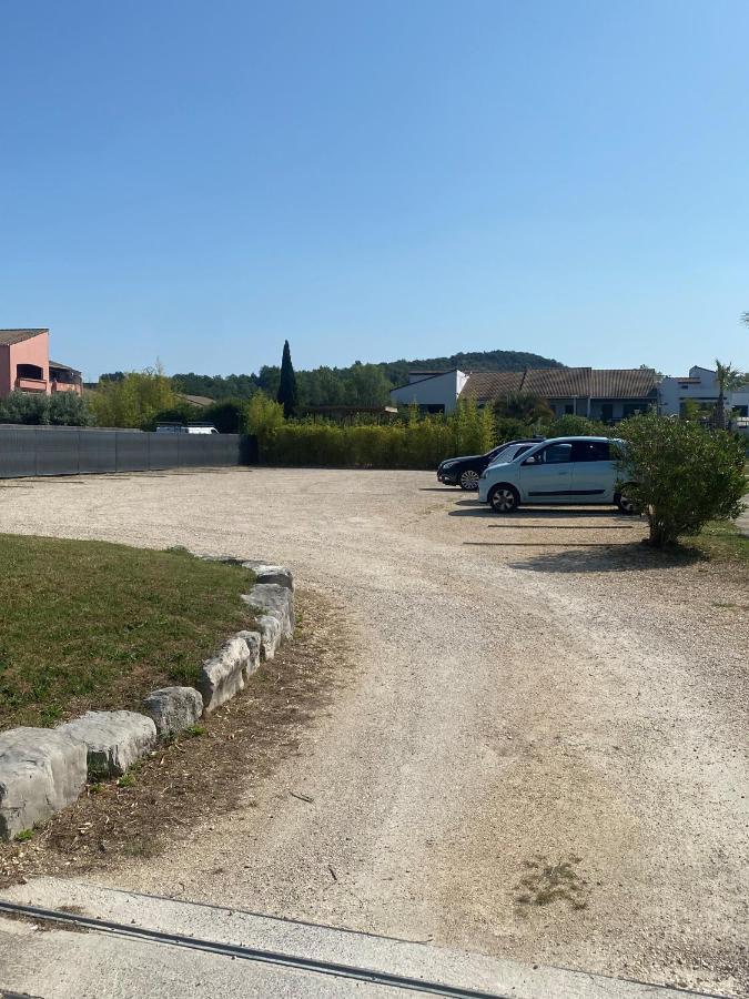 Residence De Tourisme Domaine De Janus Ruoms Bagian luar foto